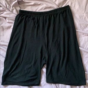 PLT biker shorts